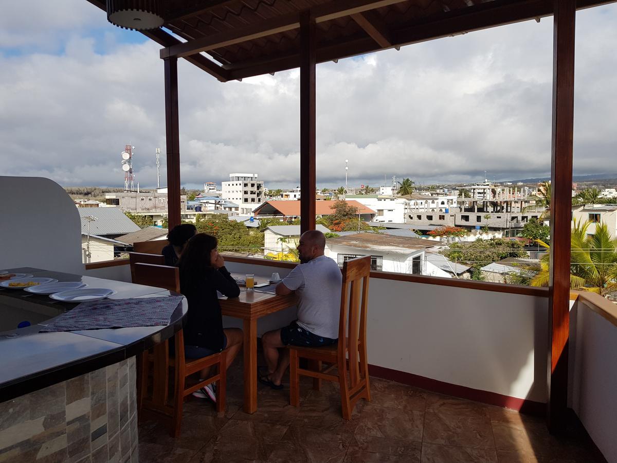 Gloria - Galapagos Inn Puerto Ayora  Luaran gambar